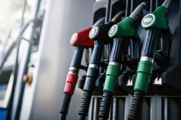 portada de articulo de promocion de bombas de hermaco en ciudad ojeda